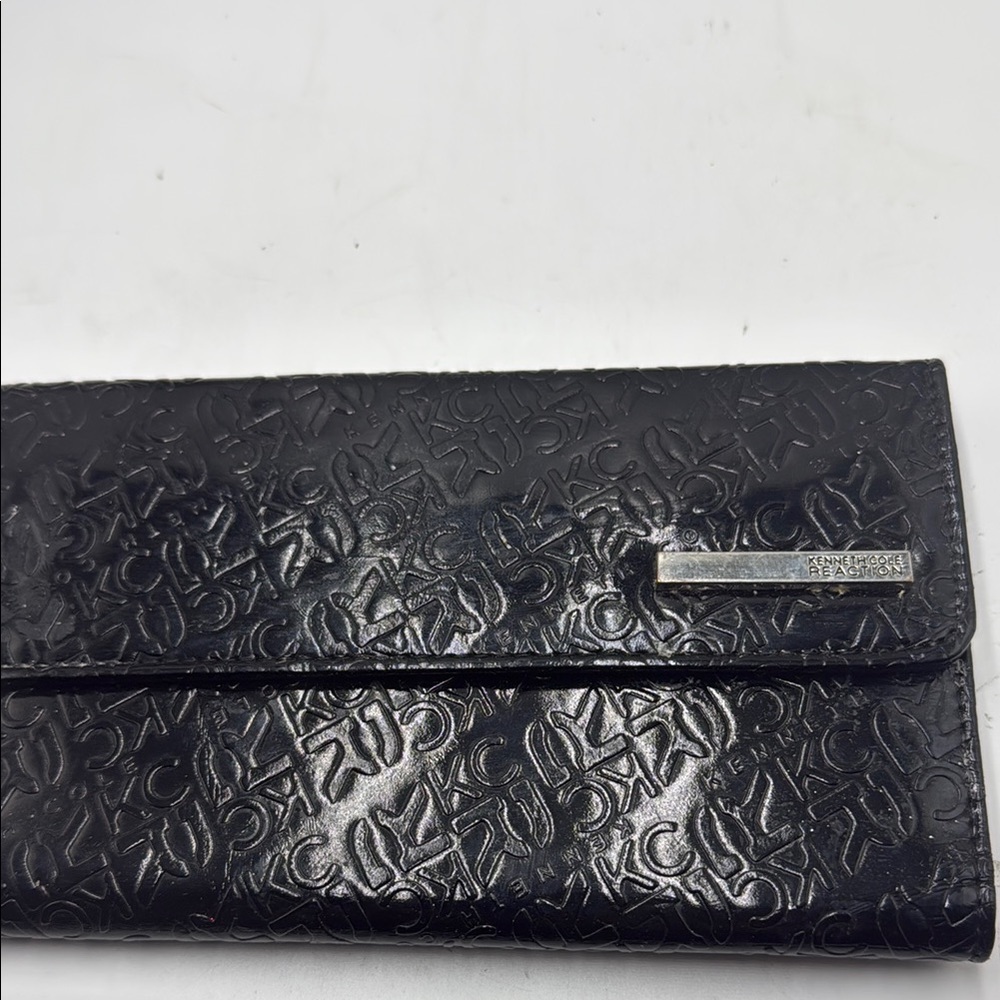 Kenneth Cole Black Embossed Wallet